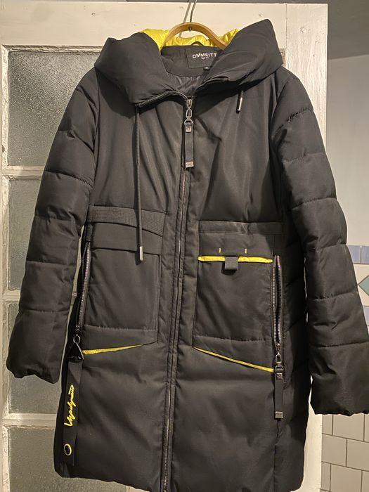 Зимова куртка жіноча