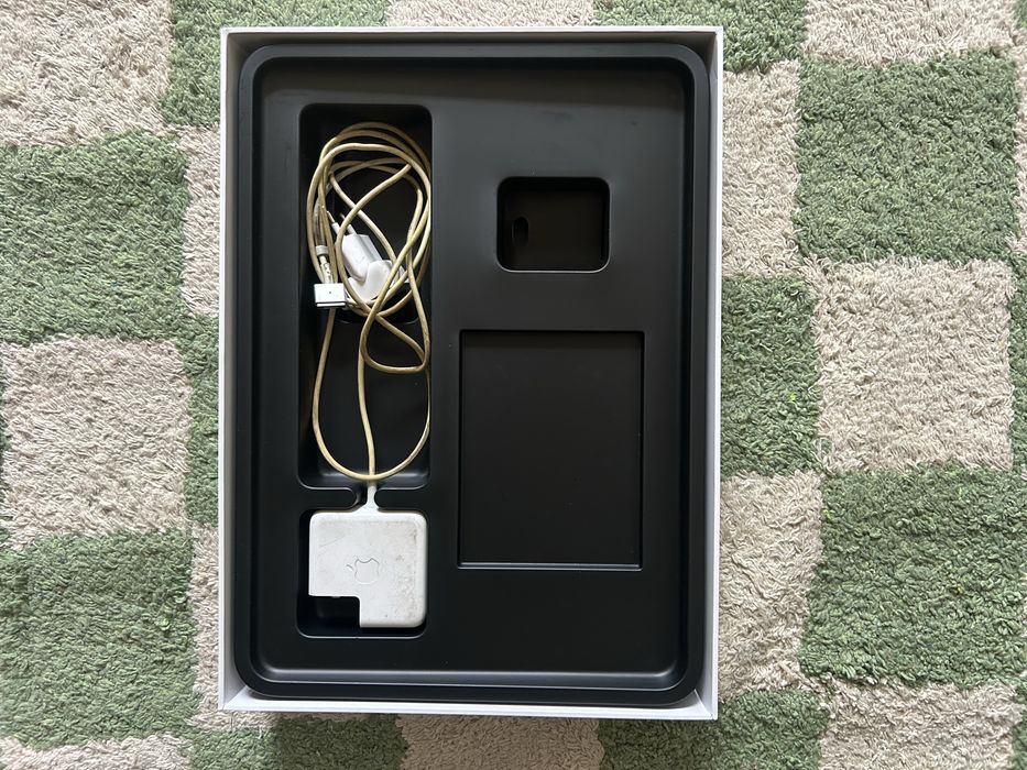 Sprzedam MacBook Air 13″ (A1466) – gotowy do pracy