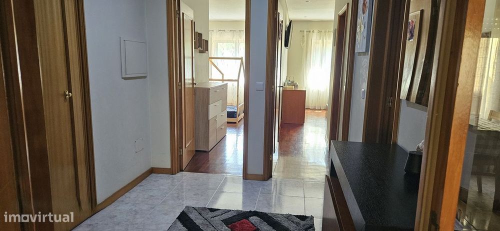 T2 - Condomínio fechado em Pedroso