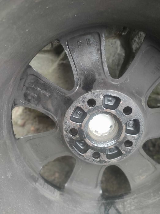 Продам диски и шинами