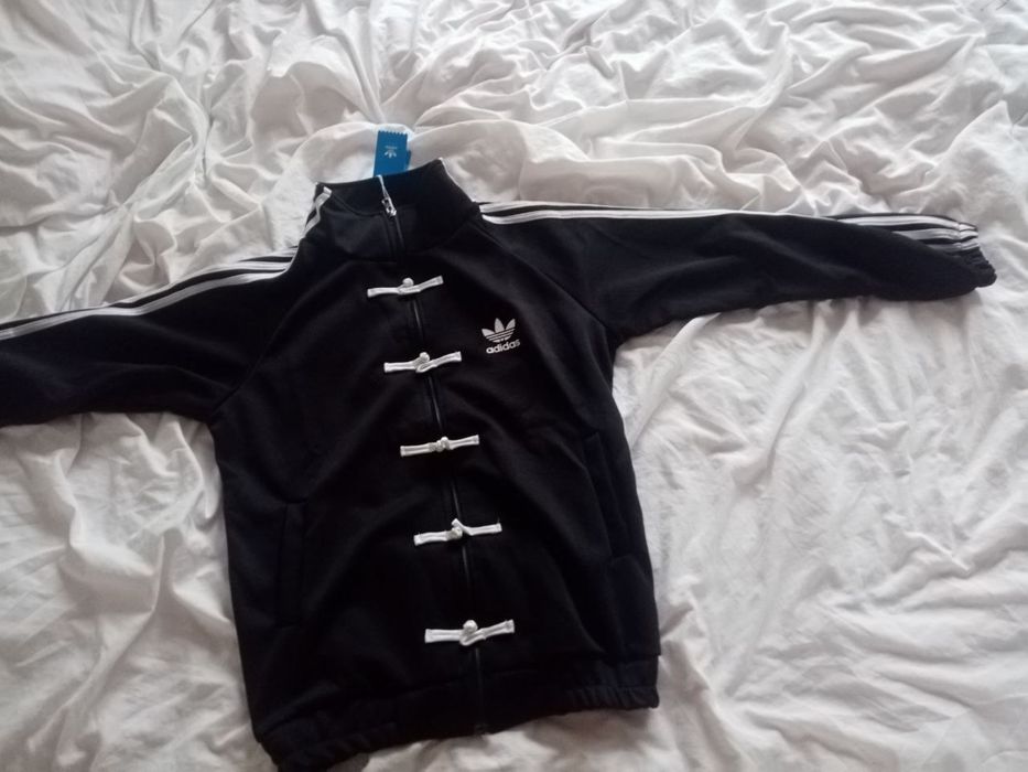 Зипка adidas в крутом исполнении !!!