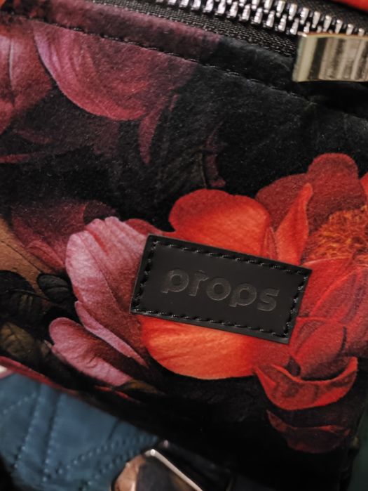 Plecak mroczna elegancja Props jak nowy