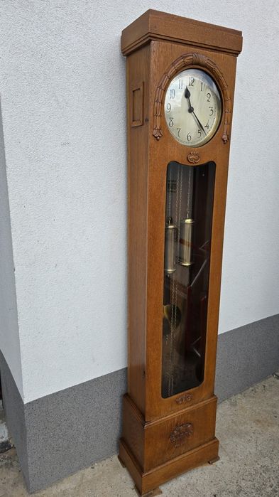 Oryginalny zegar stojacy Hearvina