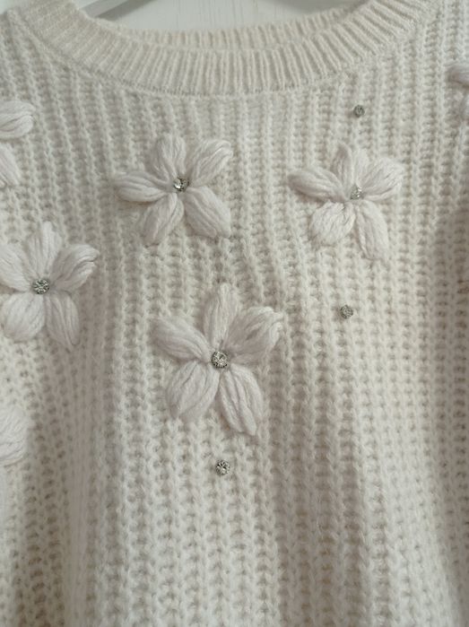 Nowy, mięsisty sweter damski w kwiaty 3D Primark