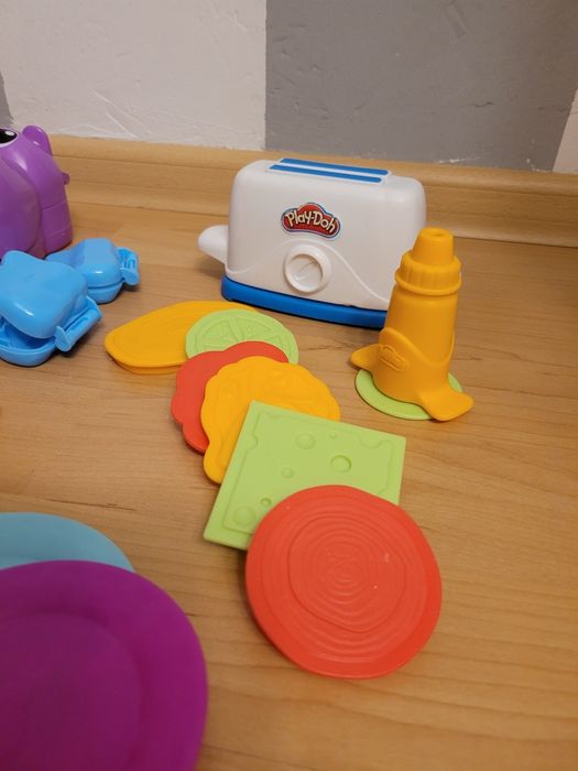 6) Zestaw Play Doh toster maszyna do lodów hipopotam dentysta wieloryb