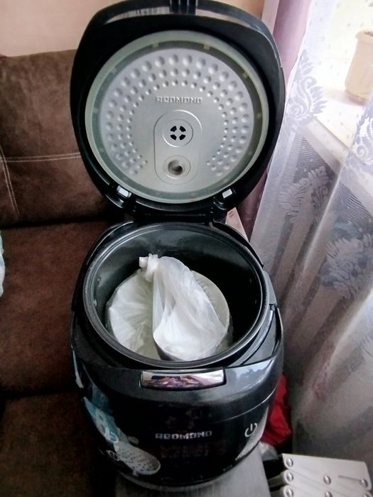 Мультиварка редмонд