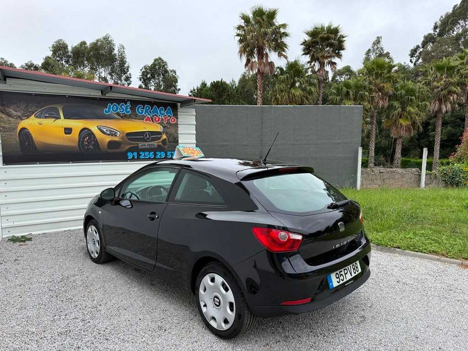 Seat Ibiza Sport 1.2Tdi 75Cv 180.000Km 12/2010