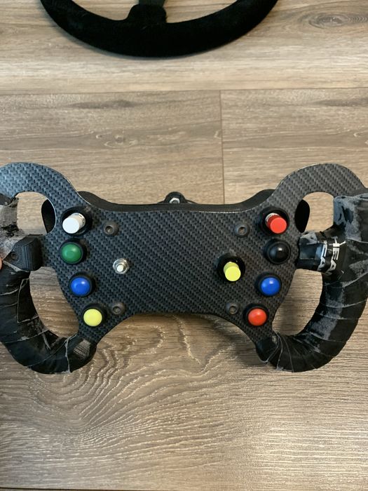 Продам ігровий руль logitech g27 кастом