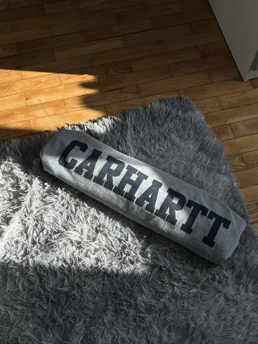 Carhartt sweatshirt