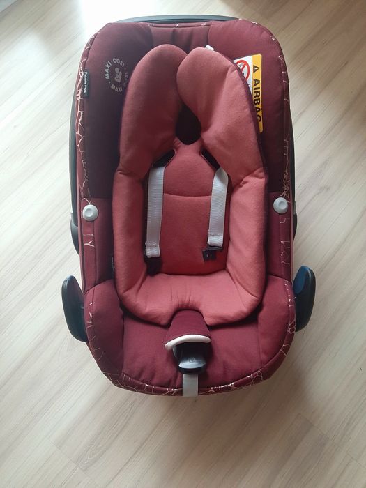 Fotelik samochodowy, nosidełko Maxi Cosi Pebble Plus 0-13kg