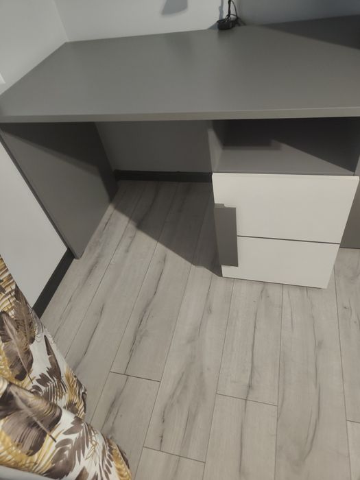 Meble pokojowe młodzieżowe