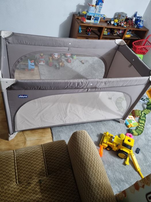 Cama de viagens chicco