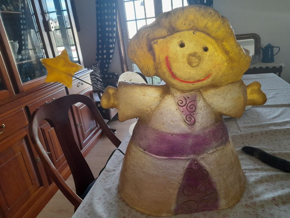 Candeeiro menina em acrílico