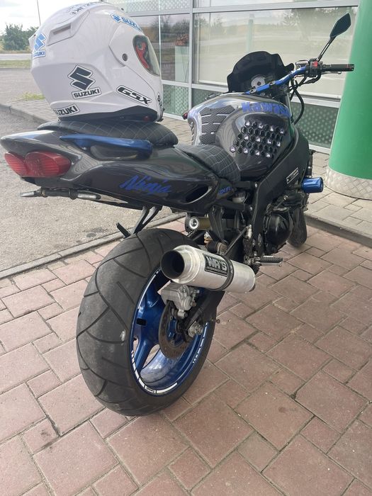 Kawasaki zx9r 2001