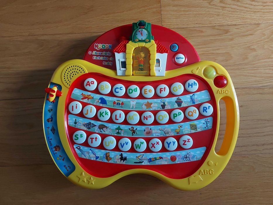 Brinquedo NODDY - emite sons/abecedário