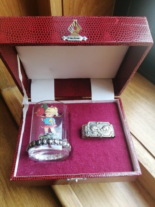 Conjunto de copo mais porta guardanapo em estanho