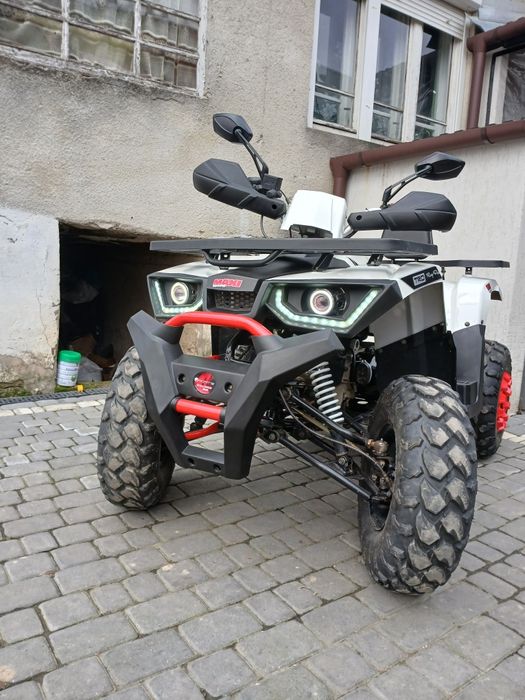 Продам квадрик 200 кубів