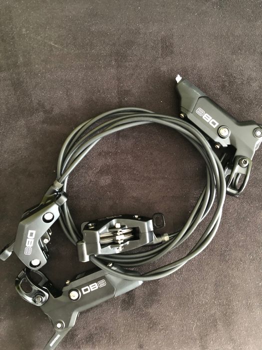 Travões de Disco e Manípulos SRAM DB8 Stealth - Kit completo