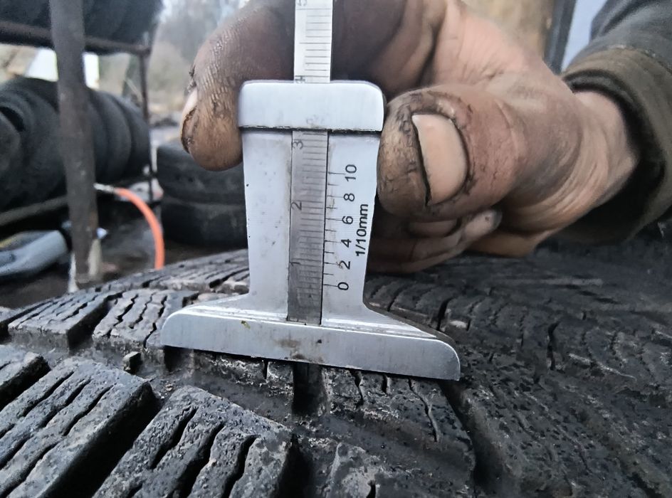 255/55/18 резина continental