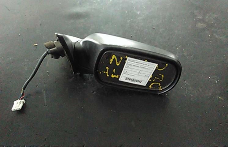 Retrovisor / espelho direito NISSAN Almera I Sedan (N15)
