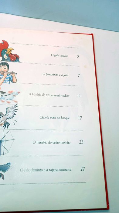 Chovia ouro no Bisque - Coleção Contar à areira