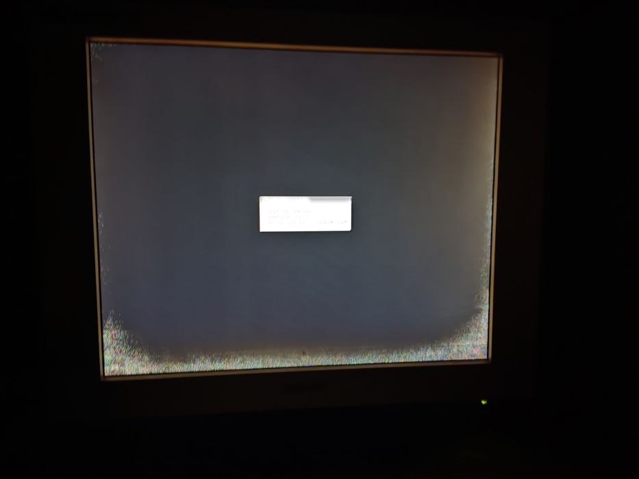 Монітор Sony sdm-hs74p 
Lg Flatron 575le