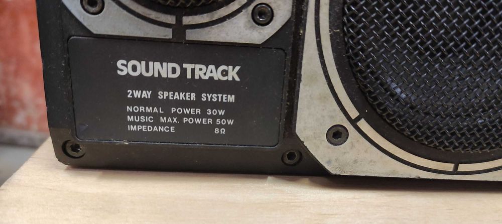 Kolumny satelity Monacor Sound Track japońskie