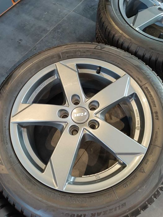 Комплект шини/диски Bridgestone 215*55 R17