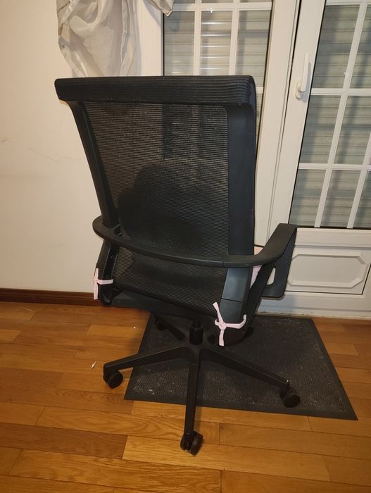 Cadeira de escritório da jysk malha preto