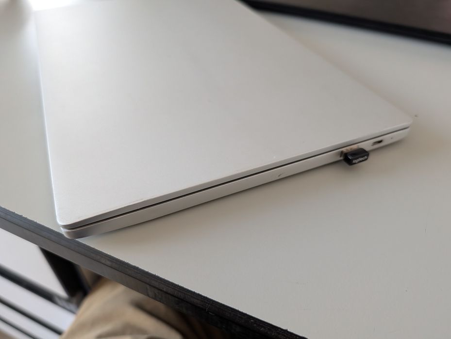 Xiaomi Laptop Air (Timi TM1604) 13'3 i5-7500u 8GB 256GB