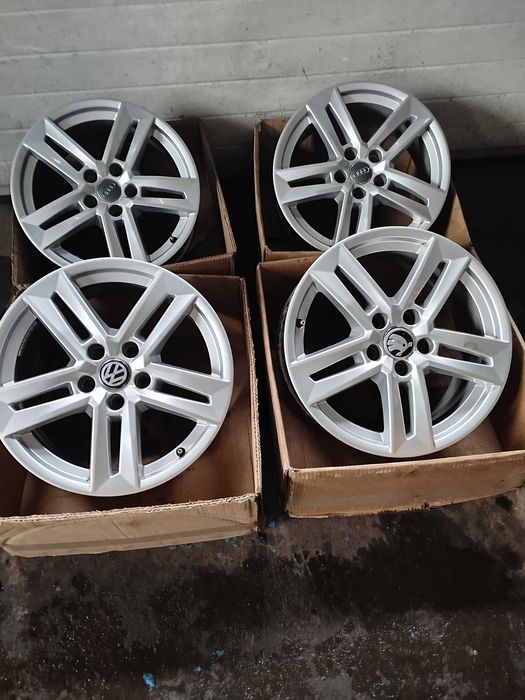 A352# Alufelgi 17" 5x112 7 Et 42J Audi A4 B9 B8 A6 C7 C8 A5 A7 Q3 Q5