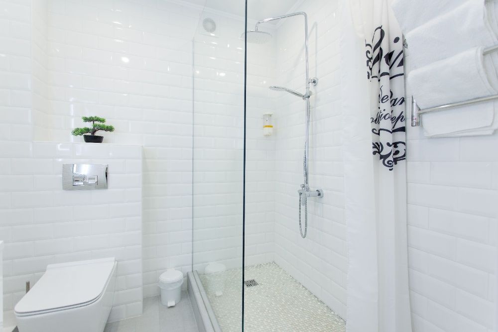 Апарт-Готель "LAVINA". пр. Лушпы, 5 навпроти ТРЦ Лавіна, з Джакузі