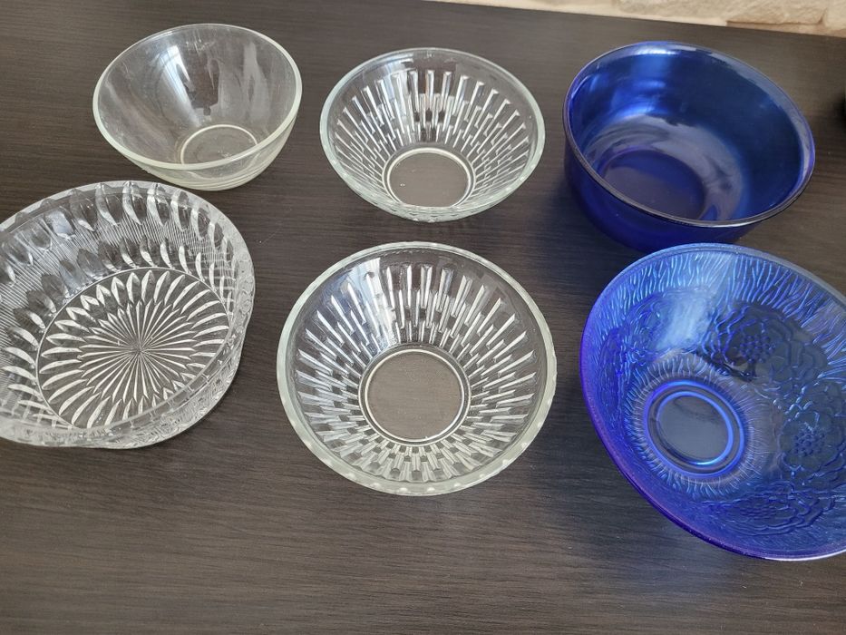 Piękny zestaw 6 salaterek