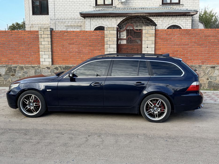 Продам BMW E61 525d
