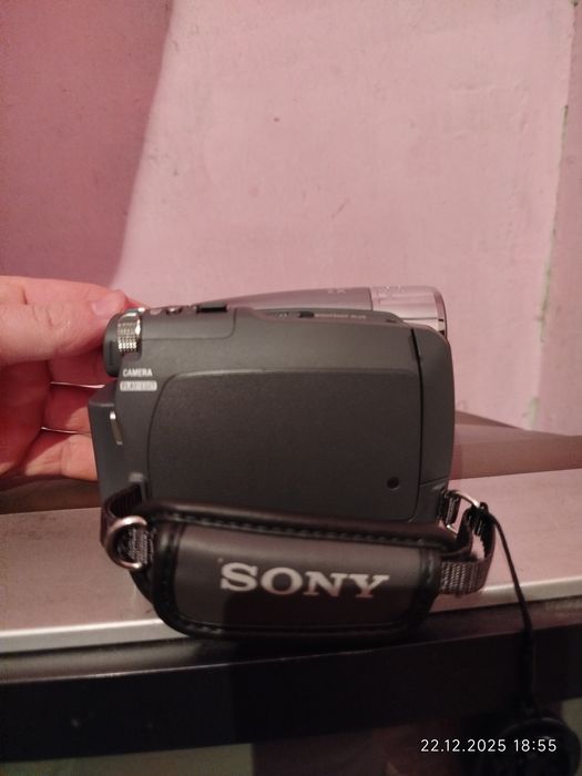 Відеокамера Sony Handycam | Carl Zeiss | Touch LCD
Продам оригінальну