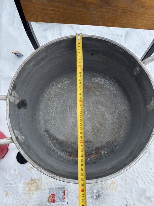 Каструля чавунна груба на 20л без крышки