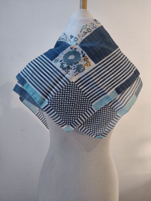 Vintage niebieska chustka PRL ²²³
