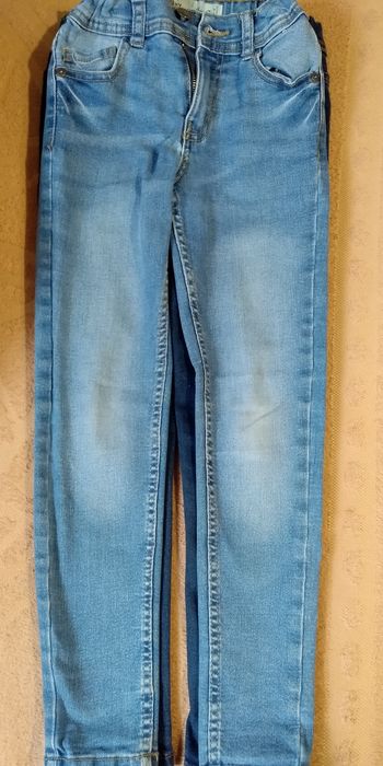 Брюки, штани, джинси на дівчинку