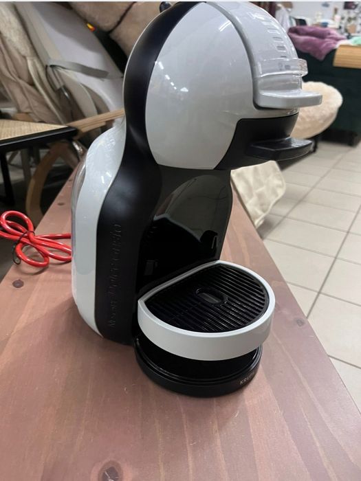 Ekspres kapsułkowy Krups Dolce Gusto Mini Me KP 12