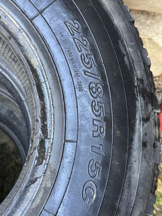 Колеса резина белшина 225 .85 r15c  уаз