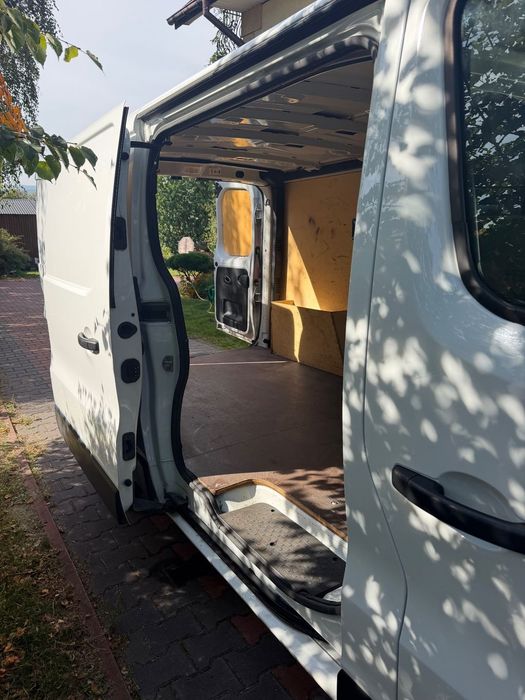 Renault Trafic Furgon  Renault trafic