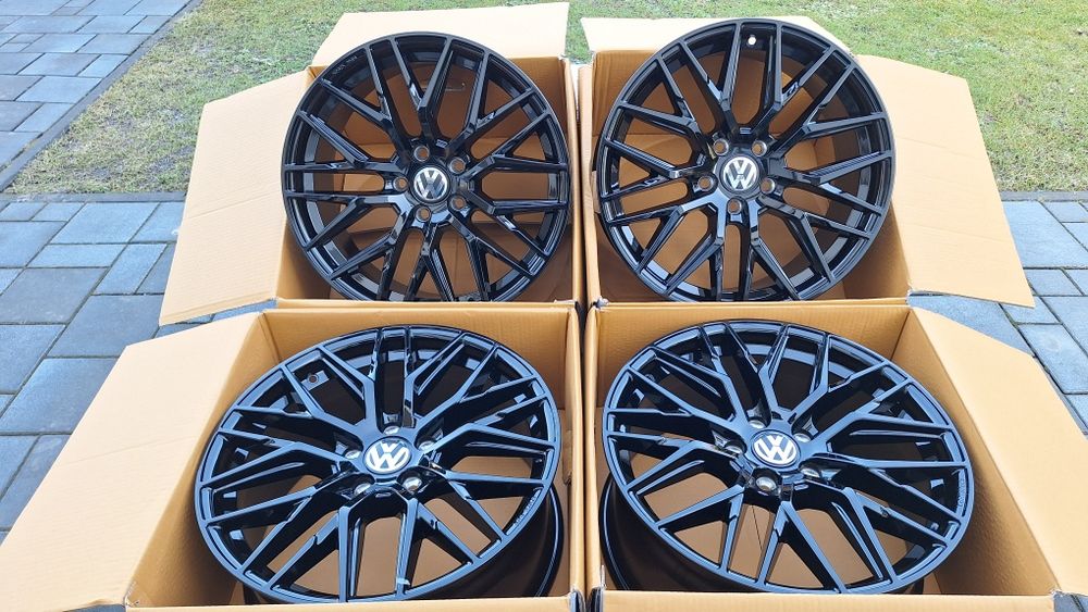 Nowe Alufelgi 5x112 R17 Vw Golf VI VII Caddy Passat Skoda Audi A3 A4