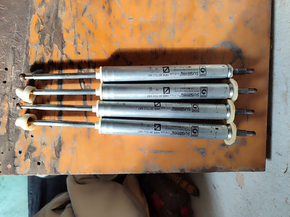 Амортизатори до стіральної машинки