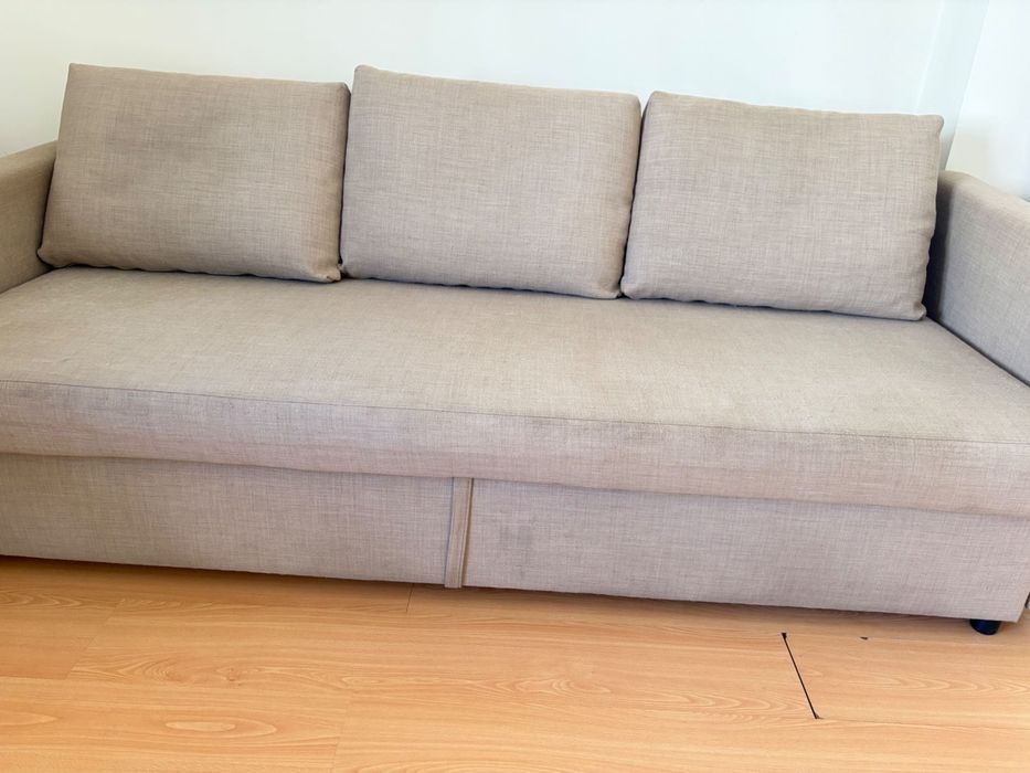 Sofá-cama IKEA 3 lugares