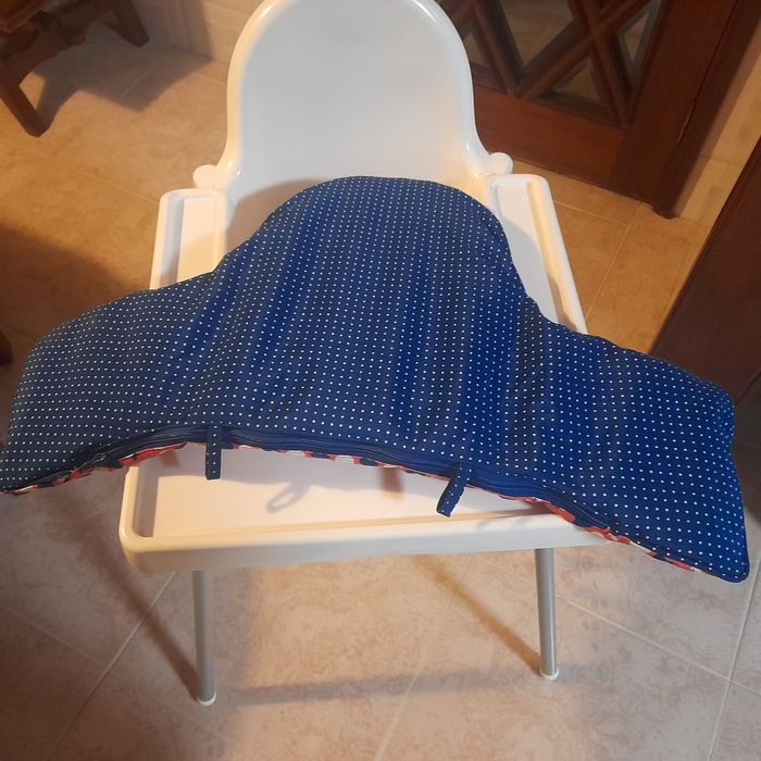 Cadeira de alimentação bebé