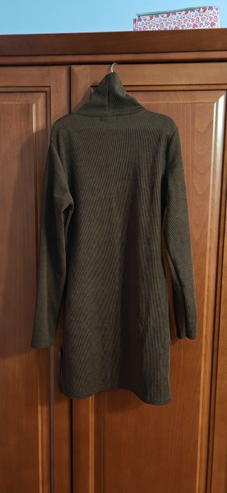 Sukienka z długim rękawem r. 38
