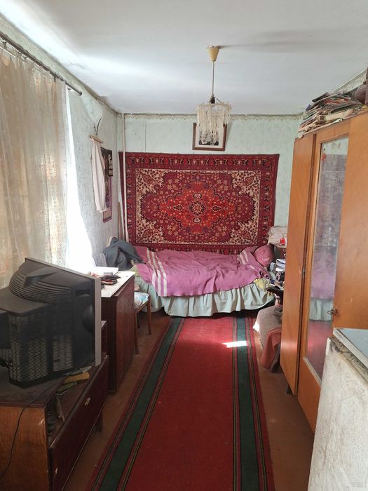 2 кім. р-н 8-й квартал маг.Светлана