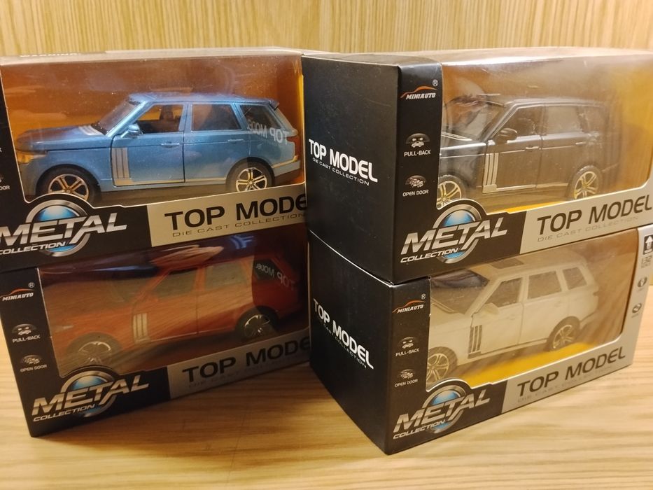 Модель машинка range rover  top model 1:32 металл, свет, звук, инерция