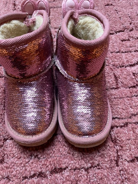 Курточка , костюм , угги 104-110