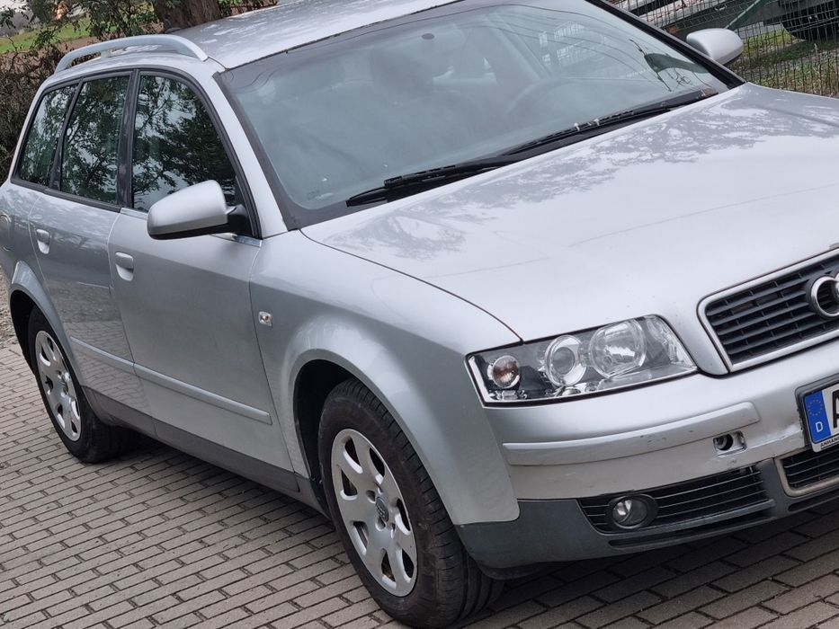 Ładne a4 Małysz 19 tdi 130 koni 297 przebiegu z niemiec